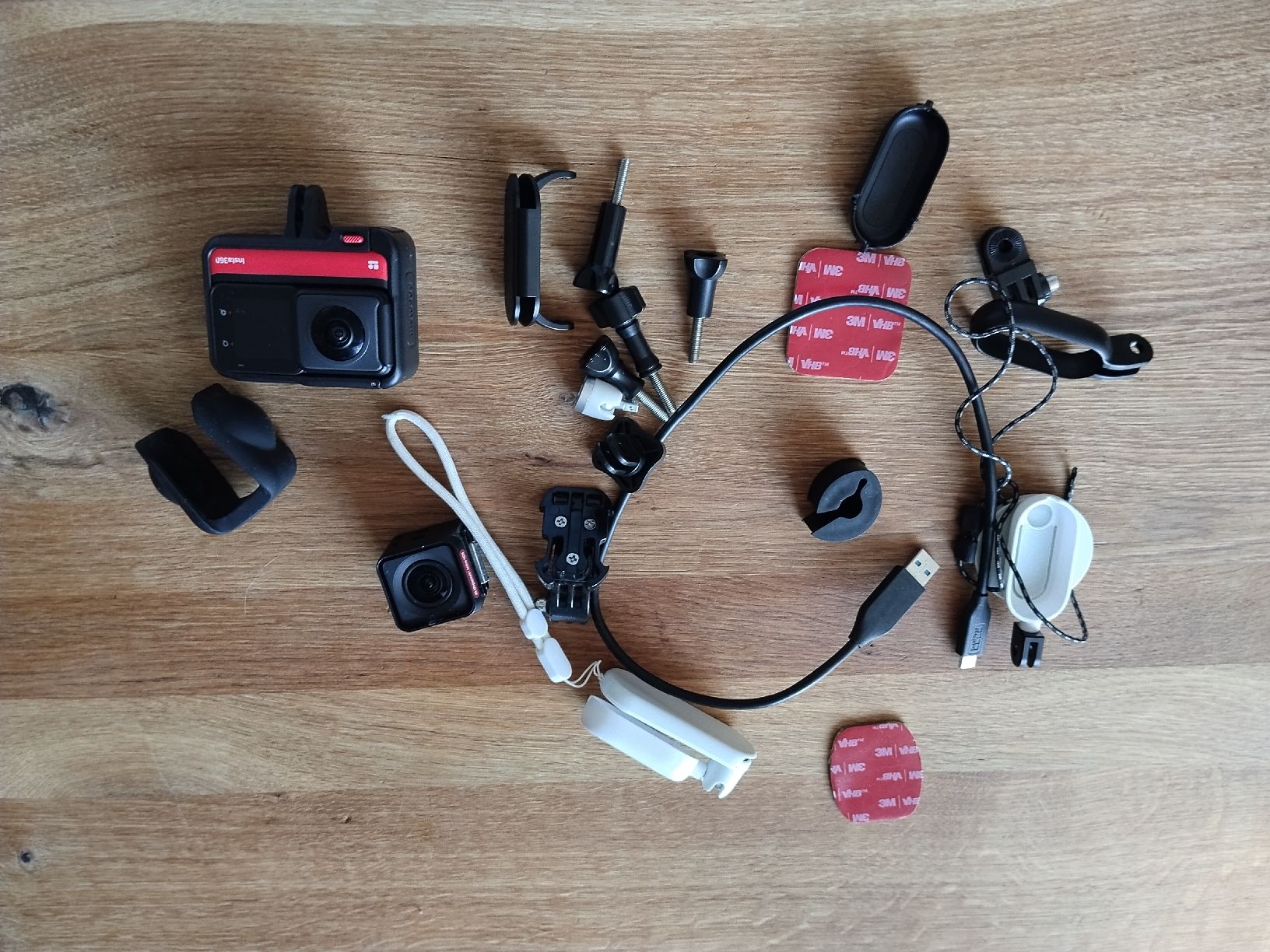 Insta360 Camcorder: Insta 360 One RS  – Defekt aus Haldenstein von ant_t6ls
