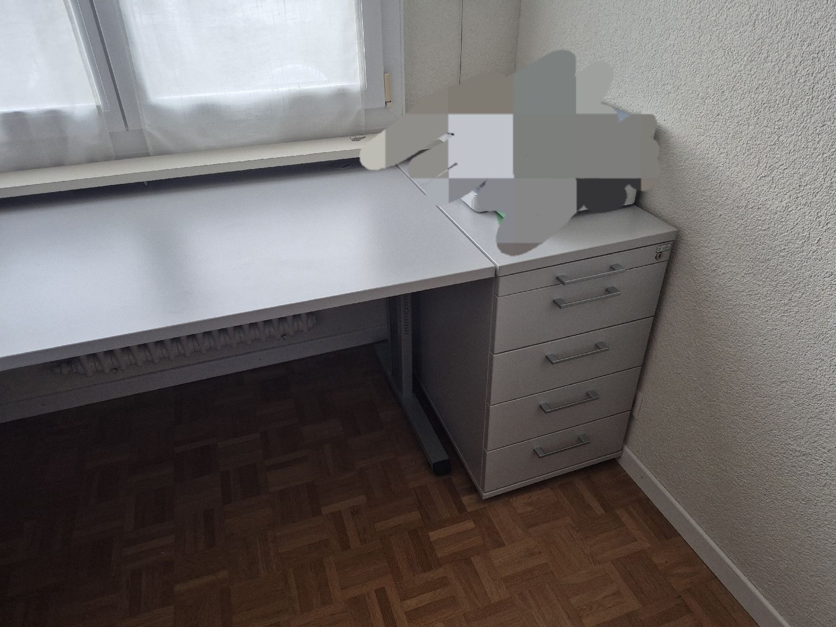 Schreibtische: Büromöbel – Gebraucht aus Wiesendangen von ale_x96f 2
