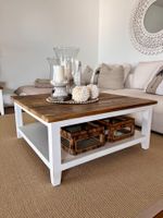 Salon- oder Club-Tisch aus Holz