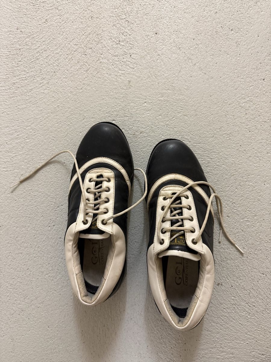 Scarpe da donna: Golfschuhe Gr 39 – Usato da Muri AG venduto da carambas1971
