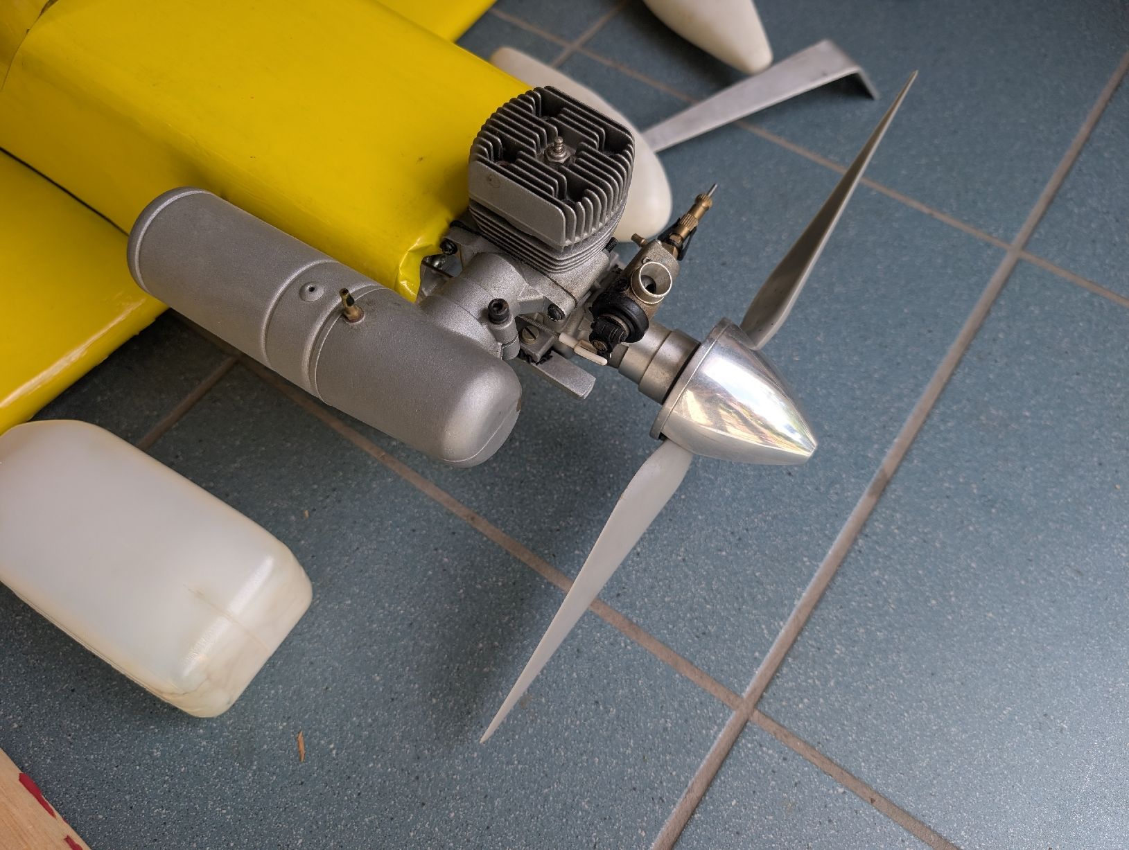 Modellismo RC: Extra 300 mit 1.5Meter Spannweite – Usato da Winterthur venduto da Beni3141 3