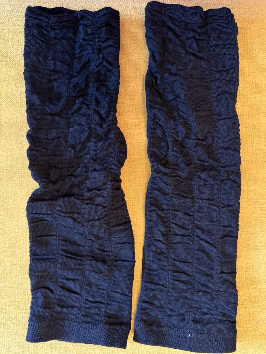 Autres vêtements & accessoires: Armstulpen – Neuf (Voir description) à Feusisberg par Mila1122 1