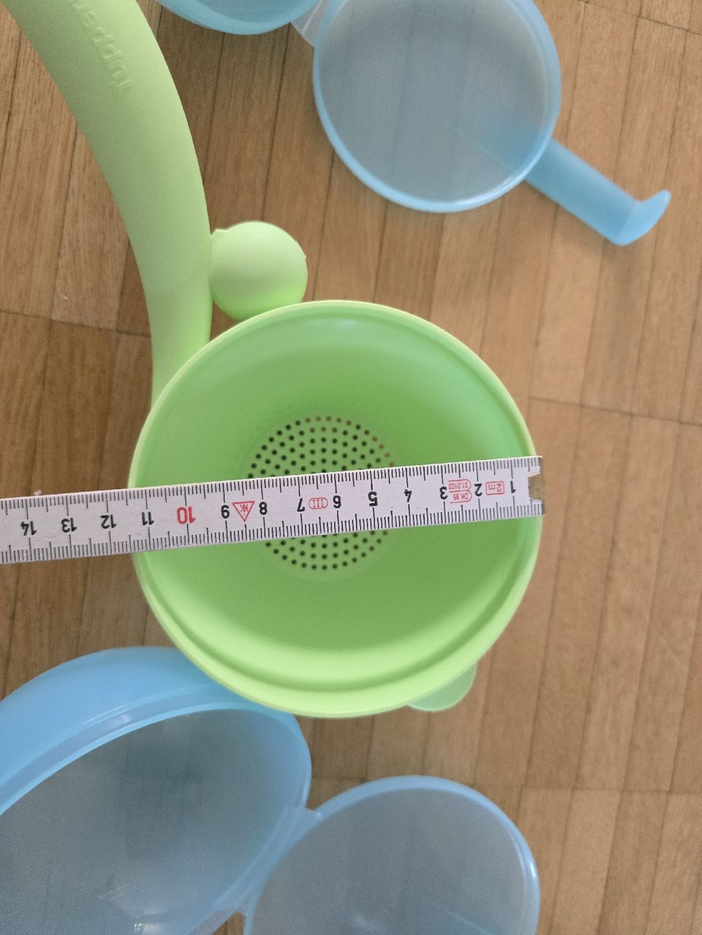 Tupperware Contenitori & Simili: Tupperware 3er Set .Vergissmeinnicht und kl.Sieb – Usato da Laufenburg venduto da may_r2st 5