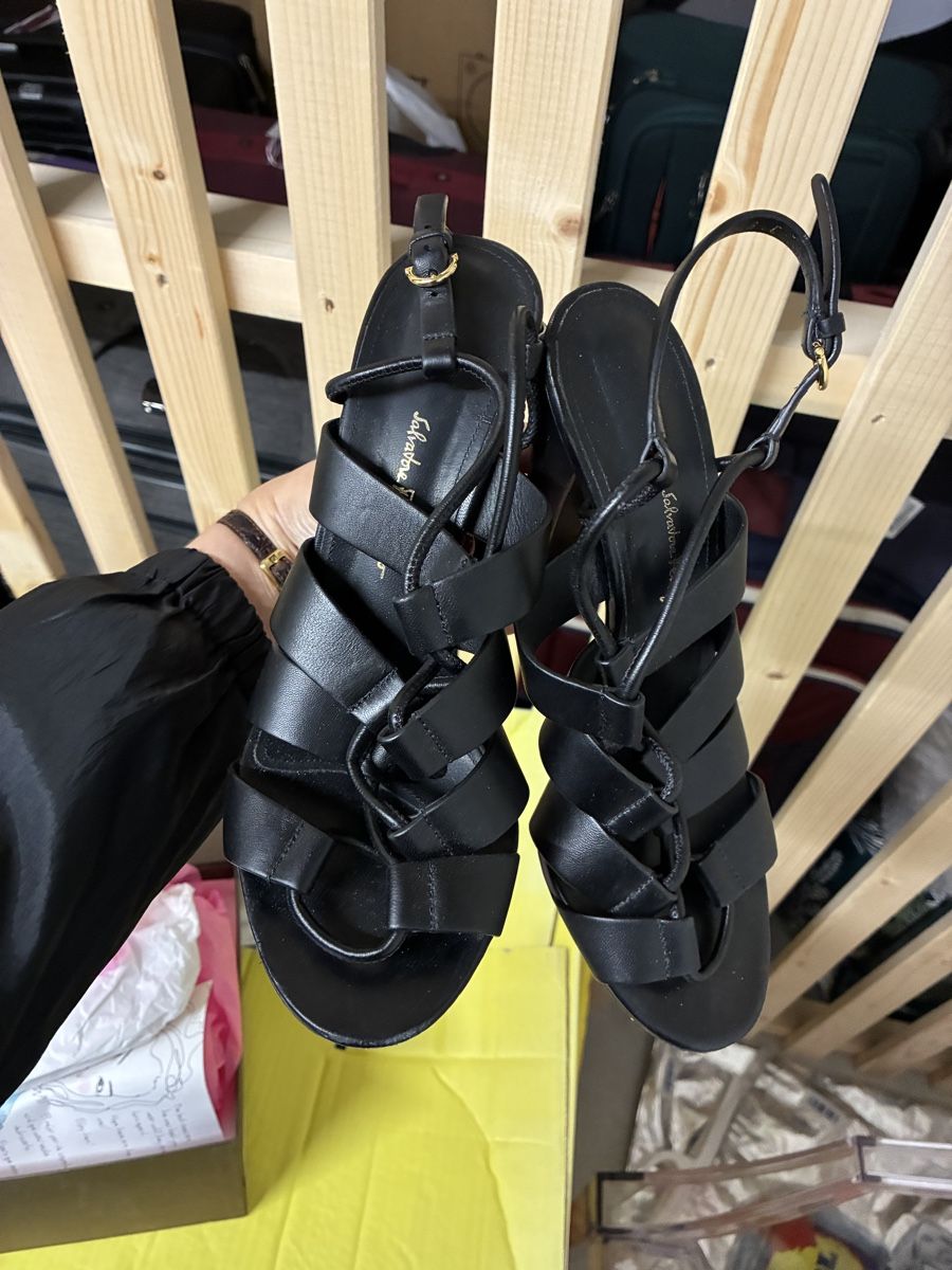 Salvatore Ferragamo Scarpe da donna: Ferragamo sandals 38 – Nuovo (secondo la descrizione) da Zürich venduto da Flaviavirginia 5