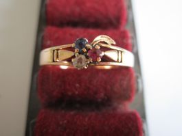 Antiker Fingerring mit Steinen  Gold 585