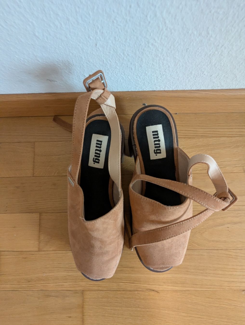Scarpe da donna: mtng Sandalen Grösse 38 – Usato da Luzern venduto da phi_89 2