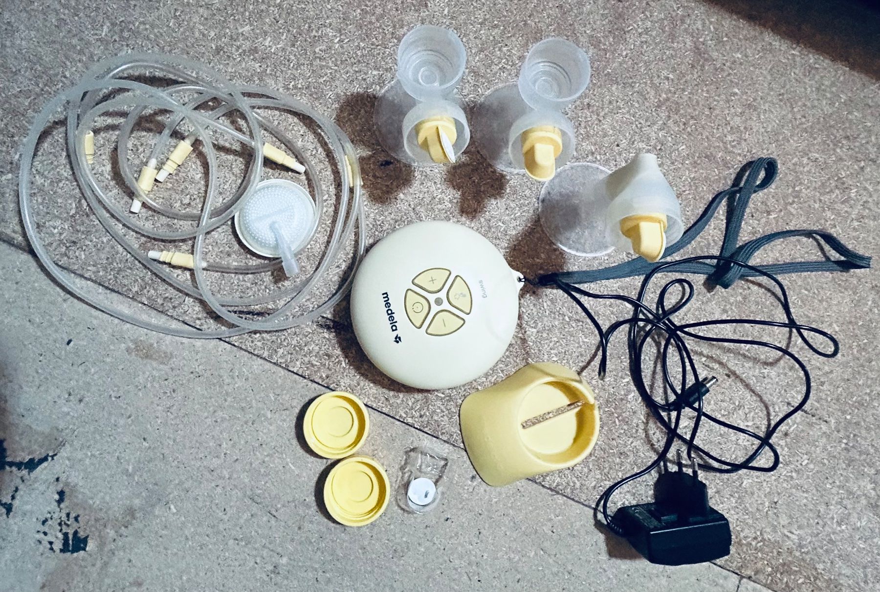 Medela Accessori per l’allattamento: Milchpumpe Medela – Usato da Riedholz venduto da Abendsonne 3