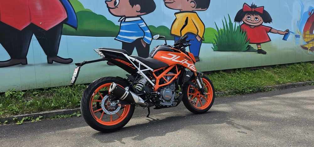 KTM Strada: KTM DUKE 390 Ab Serive und MFK – Usato da Arth venduto da Ktmuze 5