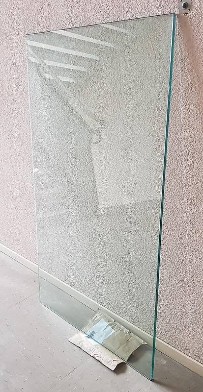 Vetrine: Vitre 80x140cm x 15mm – Usato da Genève venduto da Flo500