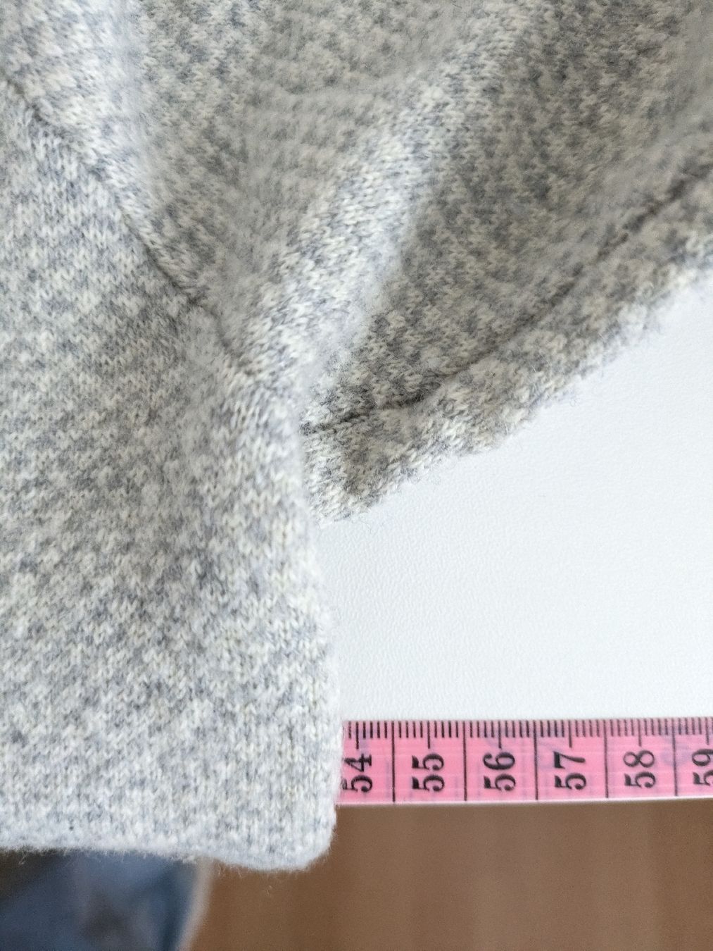 Maglioni & Felpe: Jean Paul Strickpullover, Grau, Grösse L, 80% Wolle – Usato da Rorschach venduto da joh_v2y2 5
