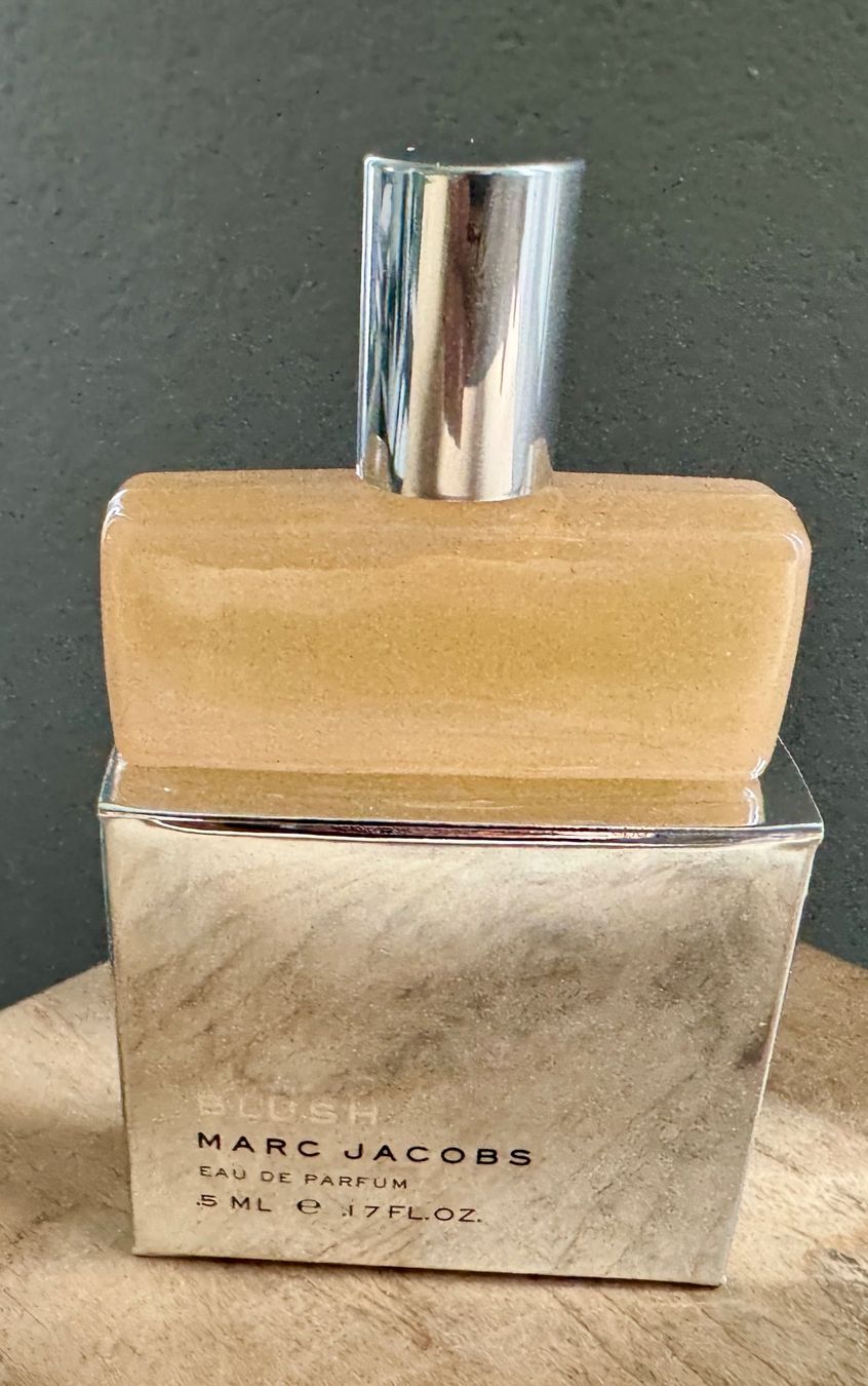 Marc Jacobs Profumi & Eau de Toilette: Blush Marc Jacobs - 5 ml Eau de Parfum Miniatur mit Box – Usato da Rothrist venduto da Luckywinner 7