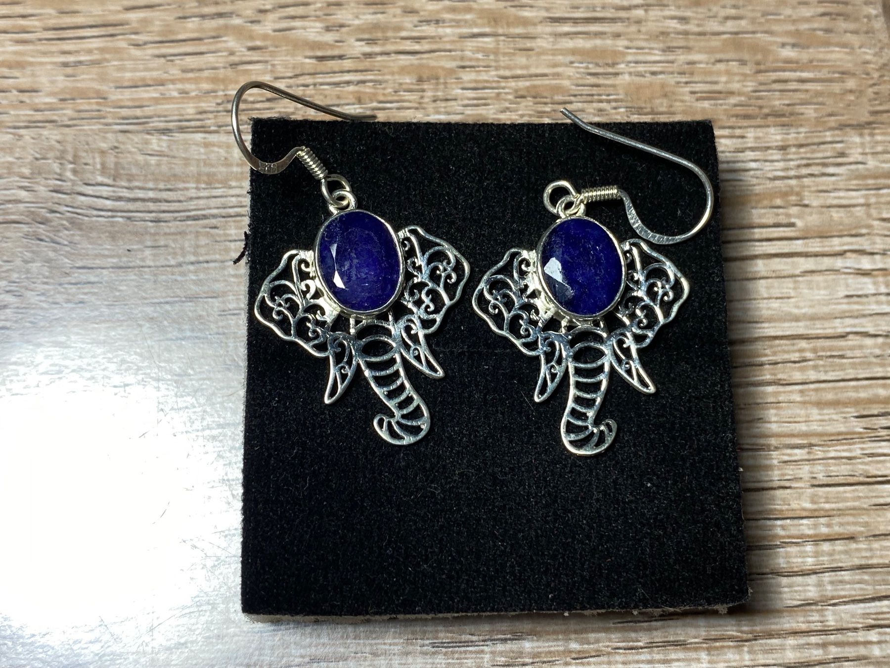 Orecchini pendenti & Orecchini a lobo: Boho Elefant Ohrringe 925 Silber natürlicher Blauer Saphir – Nuovo e nell'imballaggio originale da Laax venduto da Kiki_Kingdom3 3