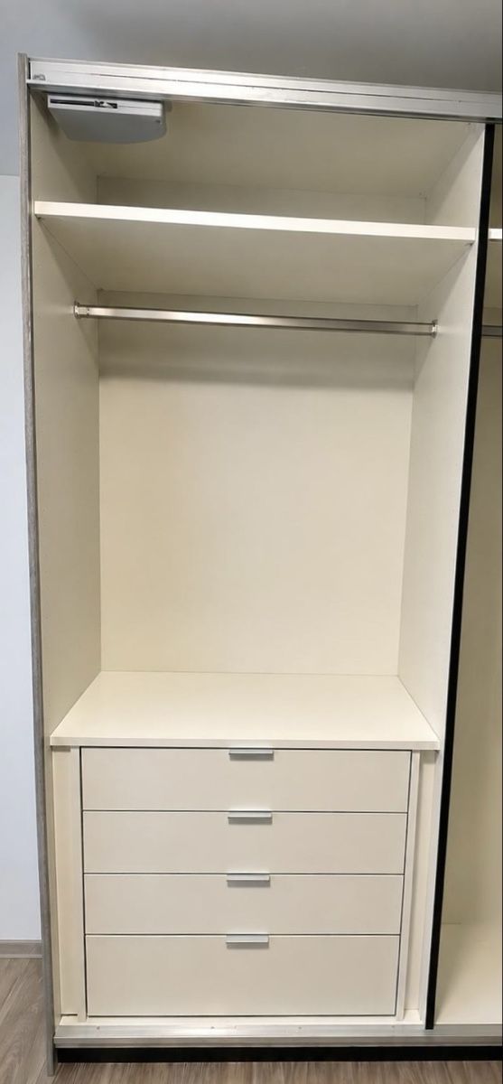 Micasa Armoires: Kleiderschrank – D'occasion à Gachnang par fra_nw75 1