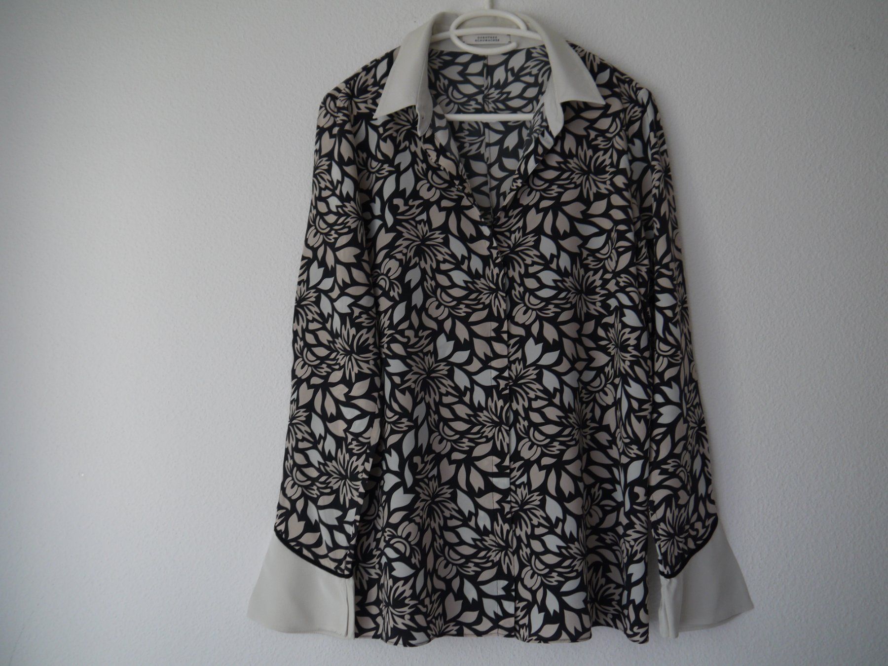Dorothee Schumacher Camicette: DOROTHEE SCHUMACHER  Bluse aus Seide – Usato da Hagendorn venduto da Blaf
