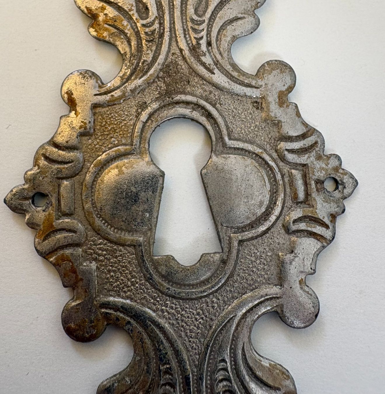 Ferramenta: VINTAGE SCHLÜSSELROSETTE – Usato da Ostermundigen venduto da wini63 2