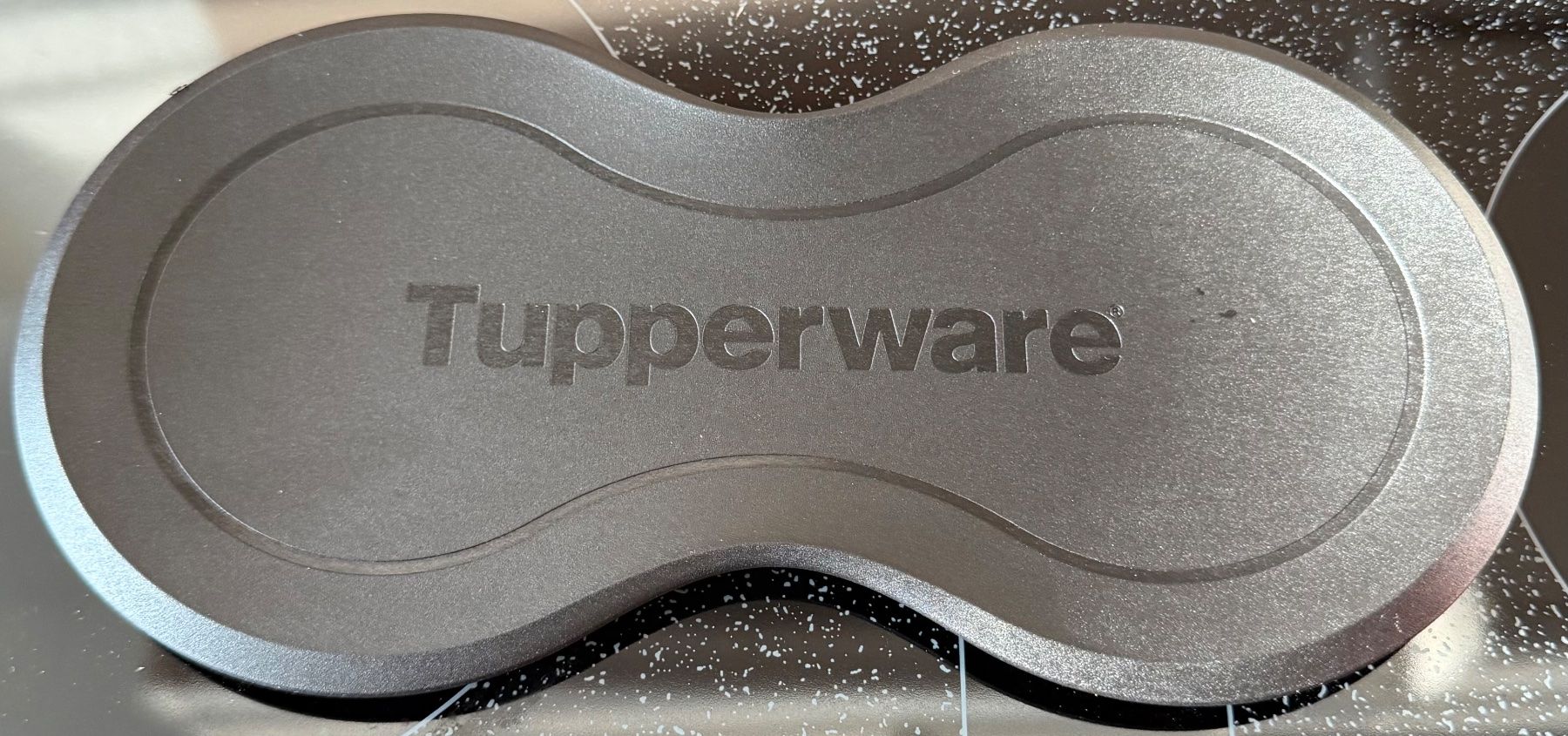 Tupperware Cucchiai: Tupperware Löffelablage schwarz brandneu – Nuovo e nell'imballaggio originale da Basel venduto da Kanako