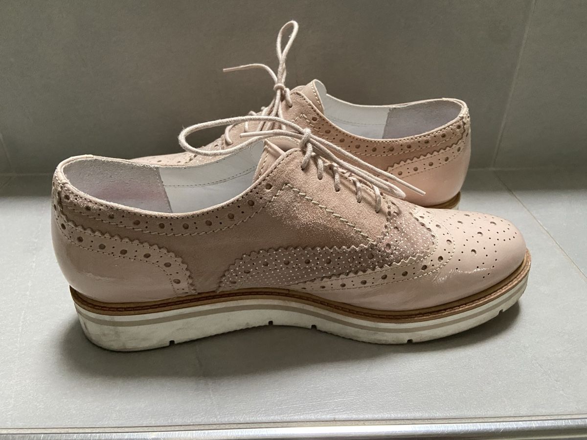 Scarpe da donna: Damenschuhe – Usato da Büsserach venduto da vimeco.43 2