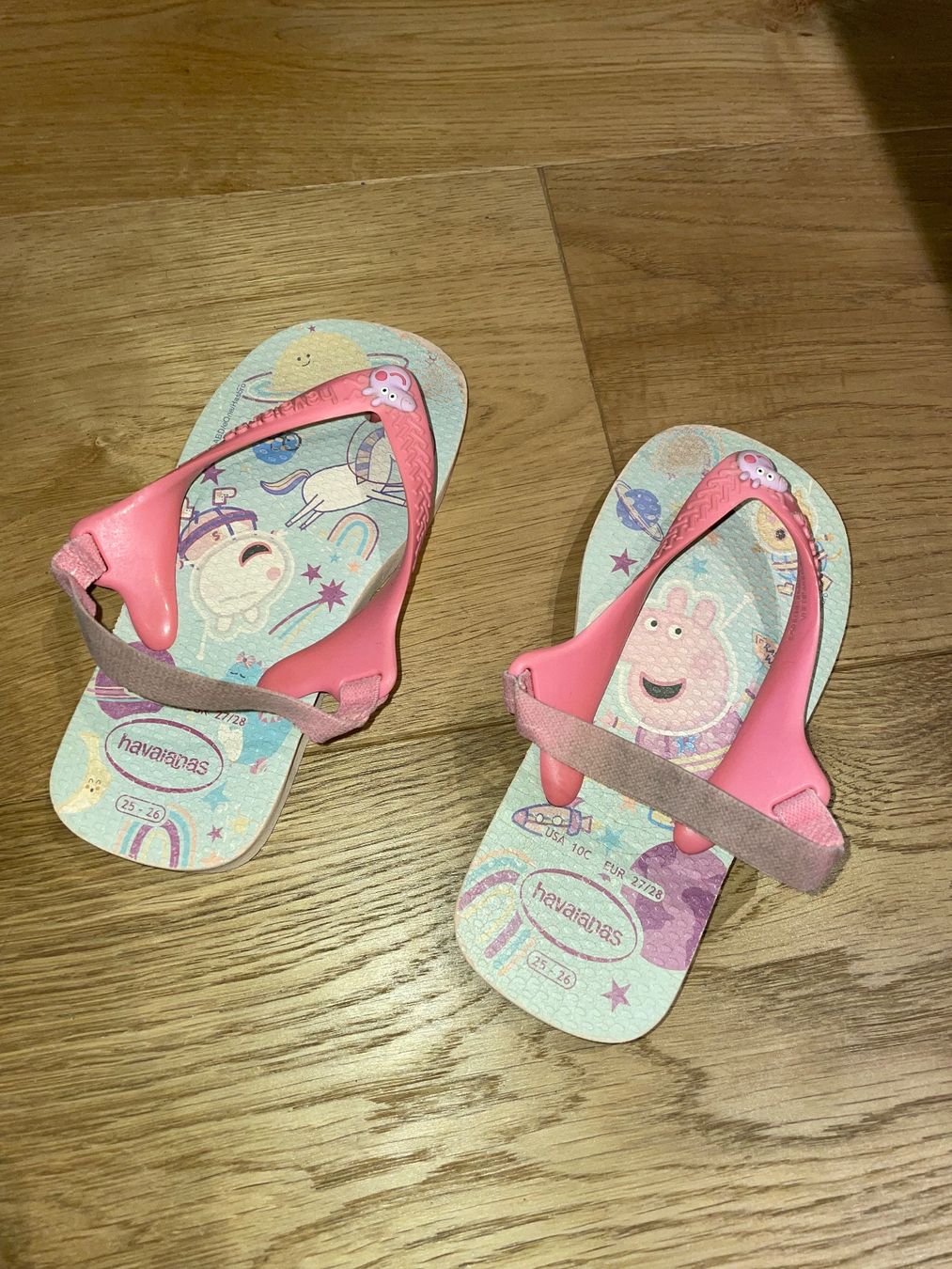 Havaianas Scarpe per ragazze: Havaianas Peppa Pig Flip Flops – Usato da Fislisbach venduto da arse 1