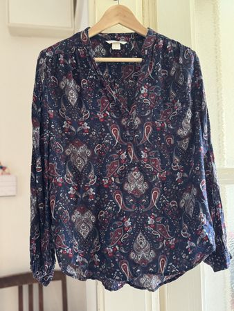 Chic Paisley Print Blouse - Size M 