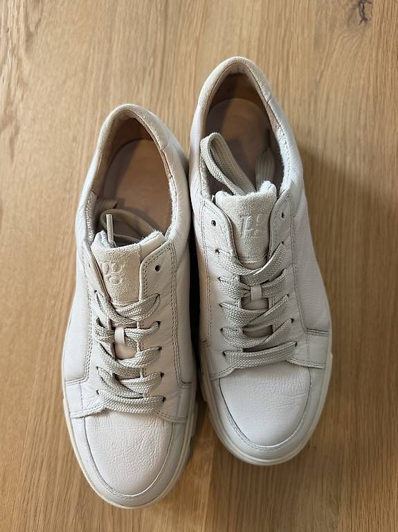 Damenschuhe: Sneaker Paul Green 39 – Gebraucht aus Zürich von fre_fj8z 1