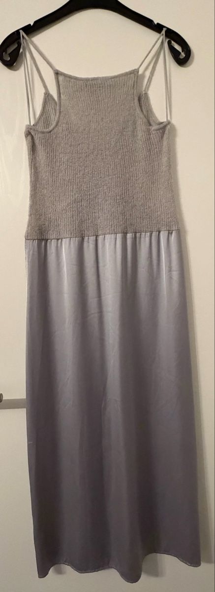 Zara Robes: Abito Zara grigio/argento – Neuf avec emballage d'origine à Muzzano par nat_x9hf 2