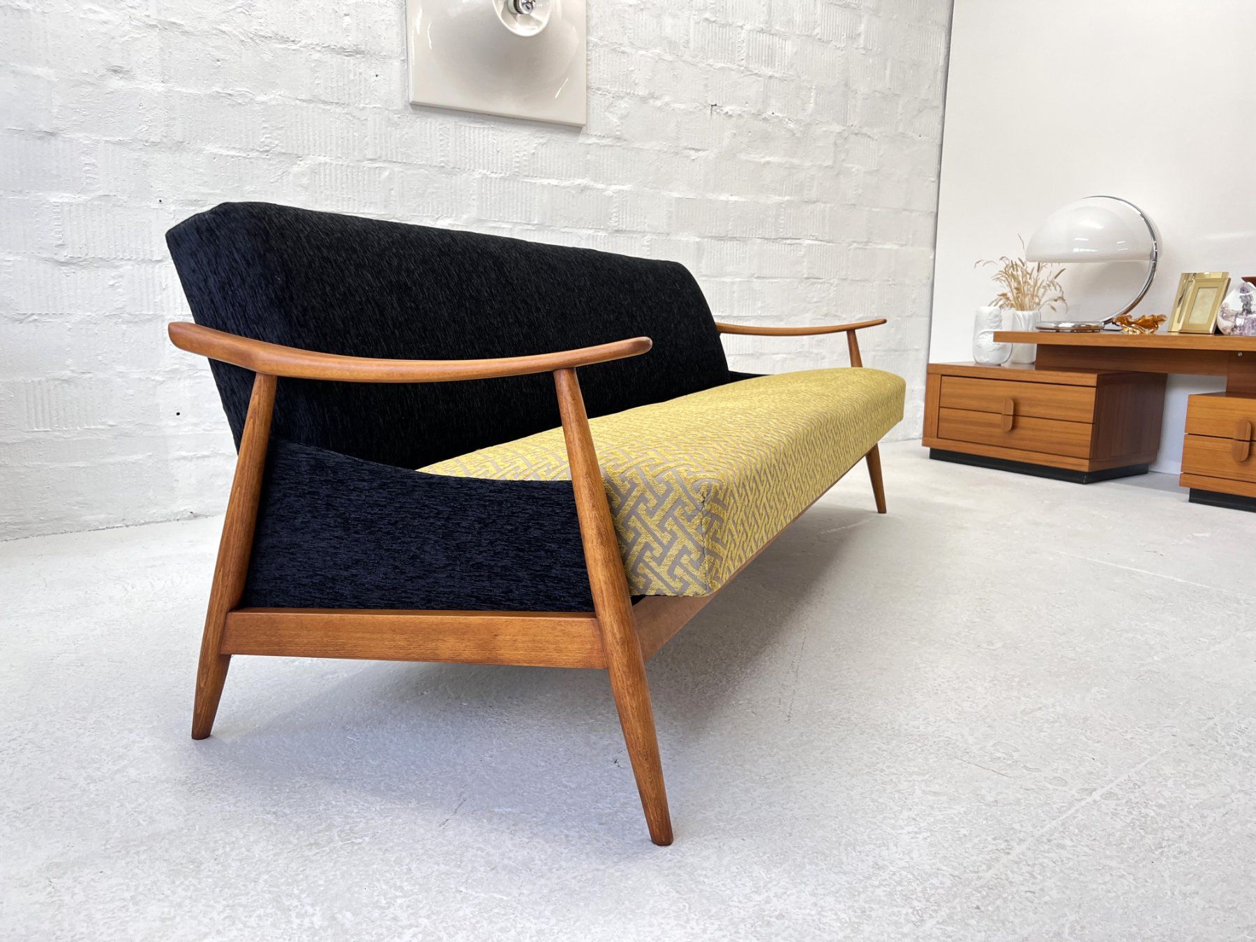 Divani: Vintage Sofa, Daybed, Kanapee - Bergmann Möbel – Usato da Walzenhausen venduto da stilvollwohnen
