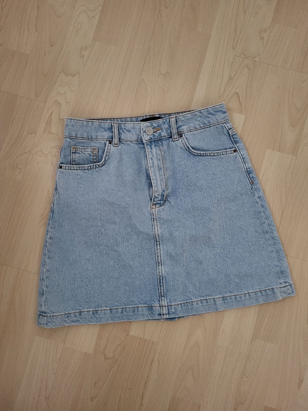 Pieces Gonne: Jeansrock Mini, hellblau, Gr. M – Nuovo (secondo la descrizione) da Hinwil venduto da smile4874