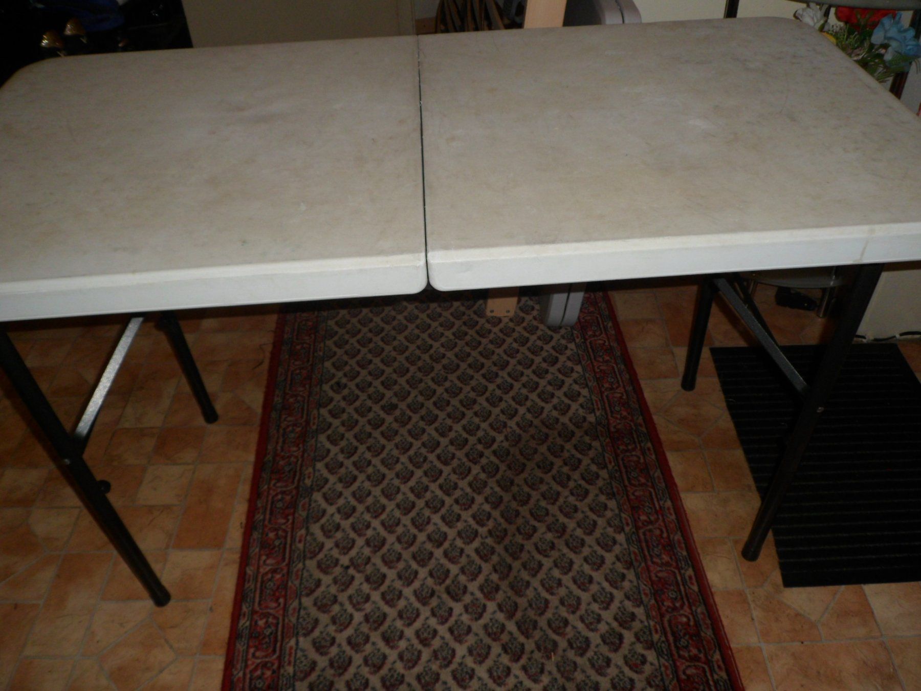Set di tavolo e panche: Tschhunc  120.cm +60.cm( No2) – Usato da Zuchwil venduto da t.rachel 1