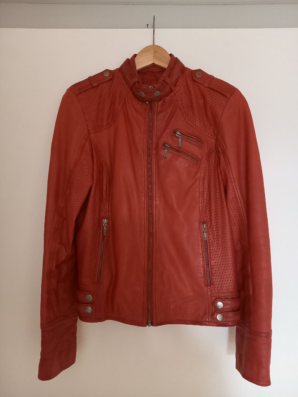 Giacche: Leichte Lederjacke rot, Bikerstyle – Usato da Winterthur venduto da leo_ywb7