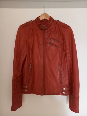 Leichte Lederjacke rot, Bikerstyle