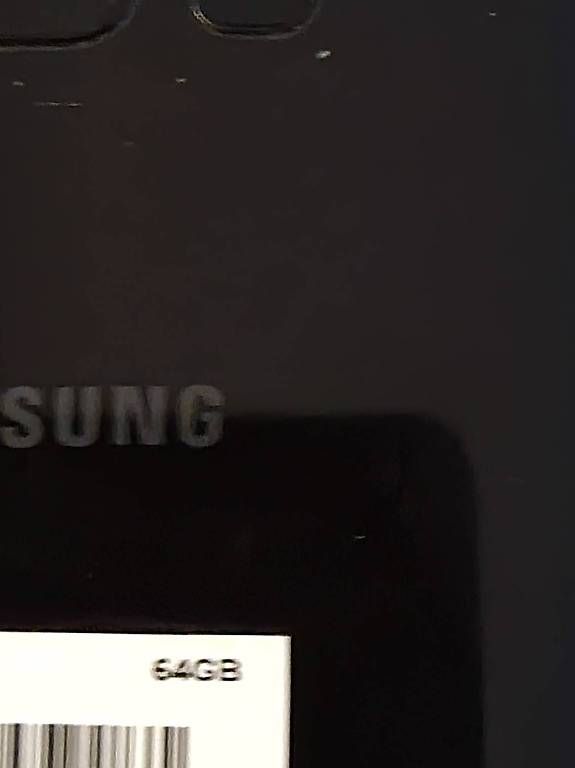 Telefoni cellulari / Smartphones: Samsung s8 – Usato da Courchapoix venduto da Eluobib