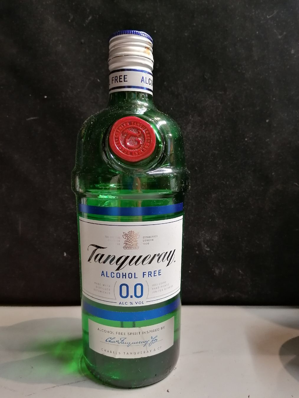 Spirituosen: Gin Tanqueray 0.0% sans alcool, neuf – Gebraucht aus Genève von Leboucheoreilles