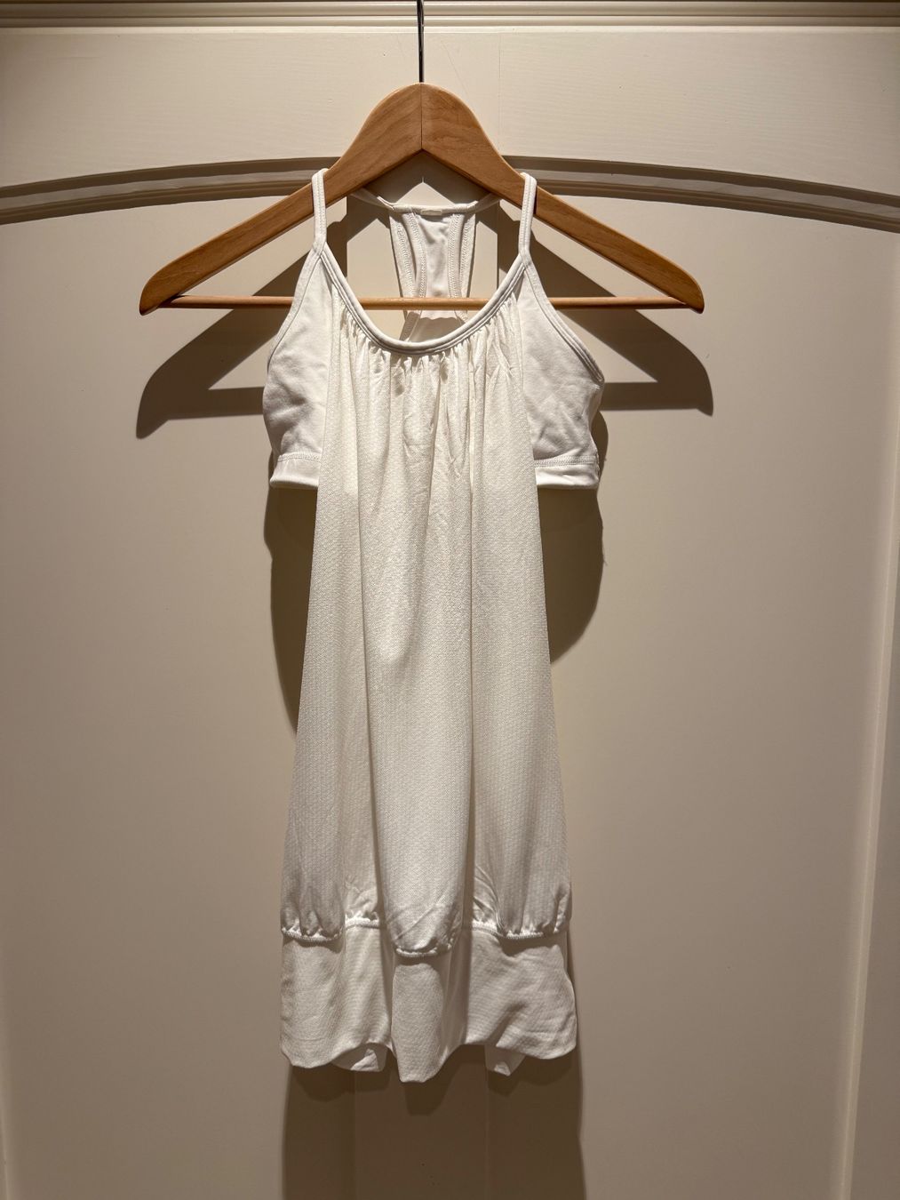Lululemon Top: Lululemon Tank Top White Gr. 4 – Usato da Zürich venduto da floridiablanca 2