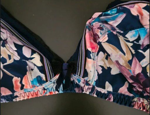Lise Charmel Altra biancheria intima: Soutien-Gorge - Antigel / Lise Charmel – Nuovo (secondo la descrizione) da Bussigny venduto da Zabeth1030 1