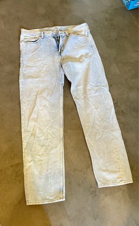 Hellblaue H&M Jeans 33/32