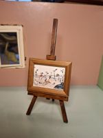 Antike Miniatur Staffelei mit Gemälde, Holz, Vintage