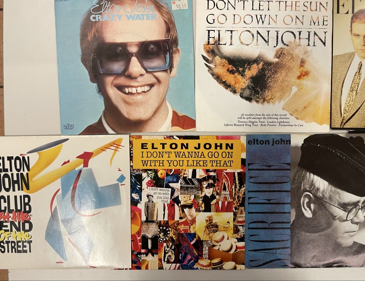 Dischi in vinile: Lot 9 vinyles  45 T ELTON JOHN – Usato da Le Grand-Saconnex venduto da sav_dfj7 1