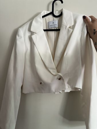 Blazer blanc court stradivarius neuf M