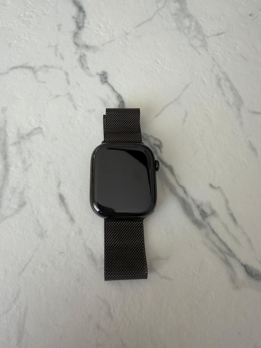 Apple Smartwatch: Apple Watch Series 11 Titan – Nuovo (secondo la descrizione) da Lömmenschwil venduto da tmr_xx