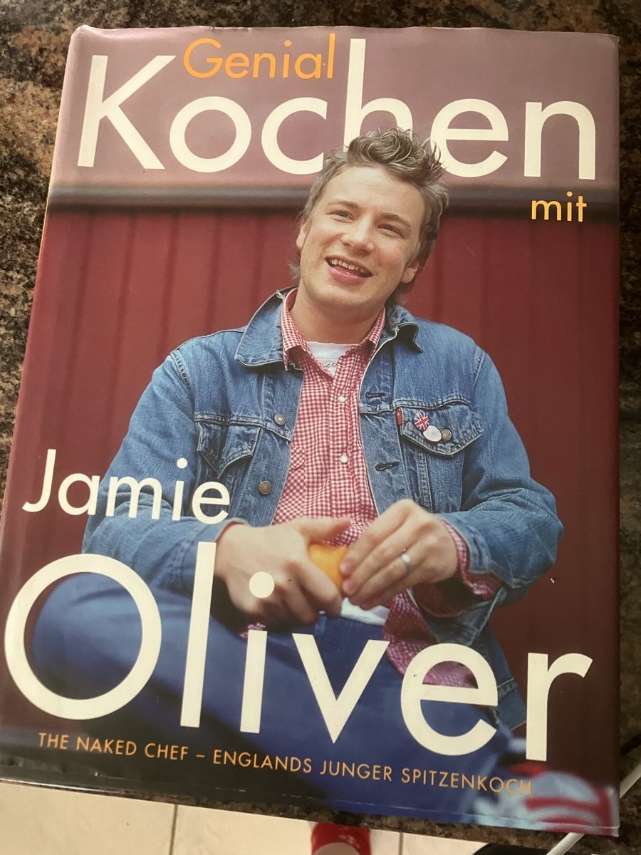 Libri: Kochbuch Genial Kochen mit Jamie Oliver – Usato da Unterkulm venduto da Lotusblume81
