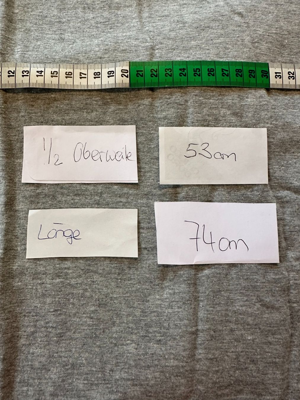 T-shirt: T`Shirt – Nuovo (secondo la descrizione) da Balsthal venduto da dasesaro 1