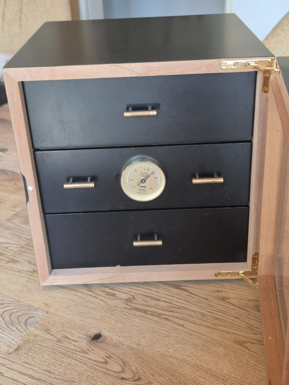Adorini Humidore: Humidor – Gebraucht aus Emmenbrücke von bachme2008 4