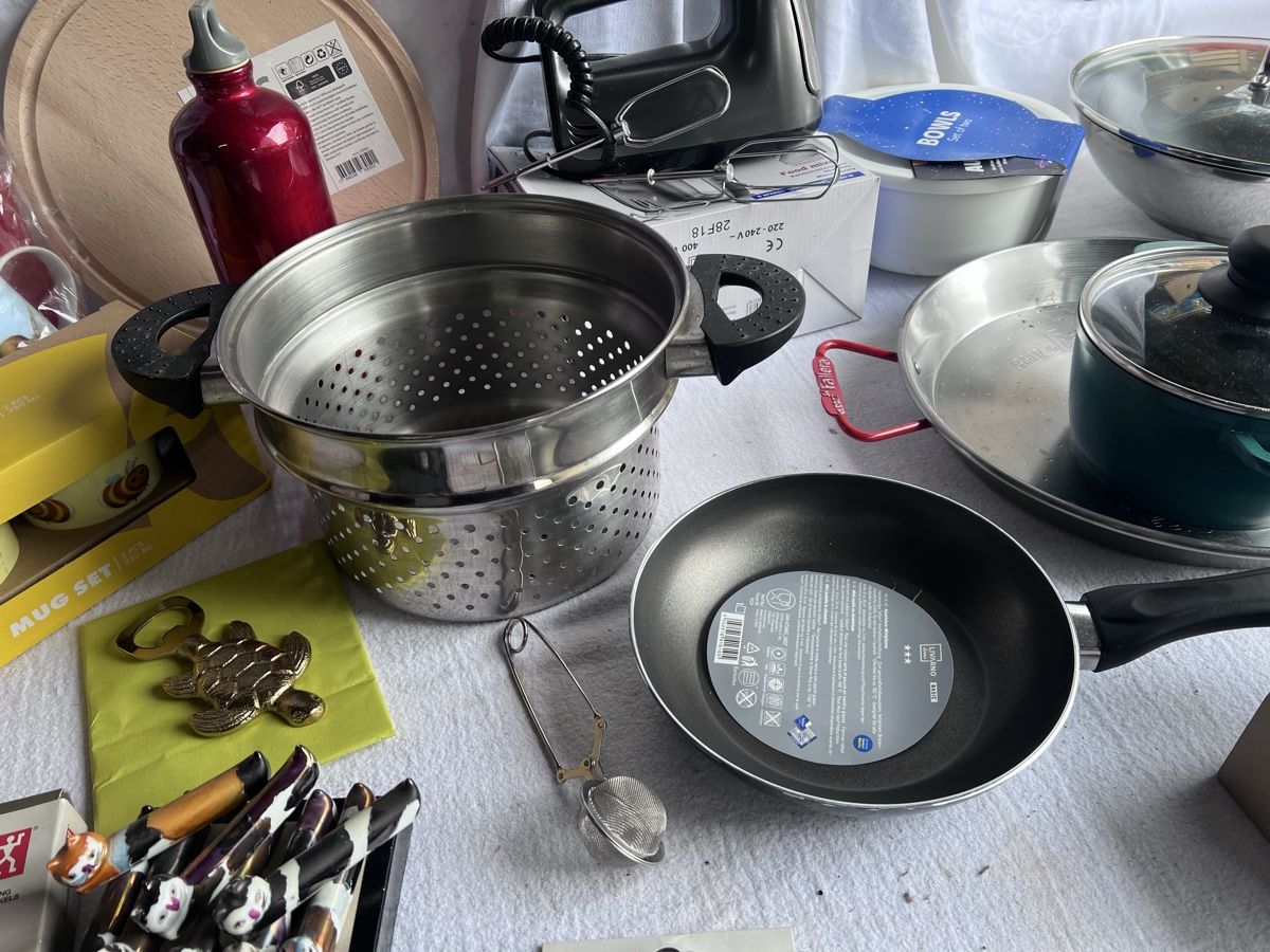 Set di piatti: Flohmarkt+ Küchenartikel (65) – Usato da Glattfelden venduto da maa_qcj8 8