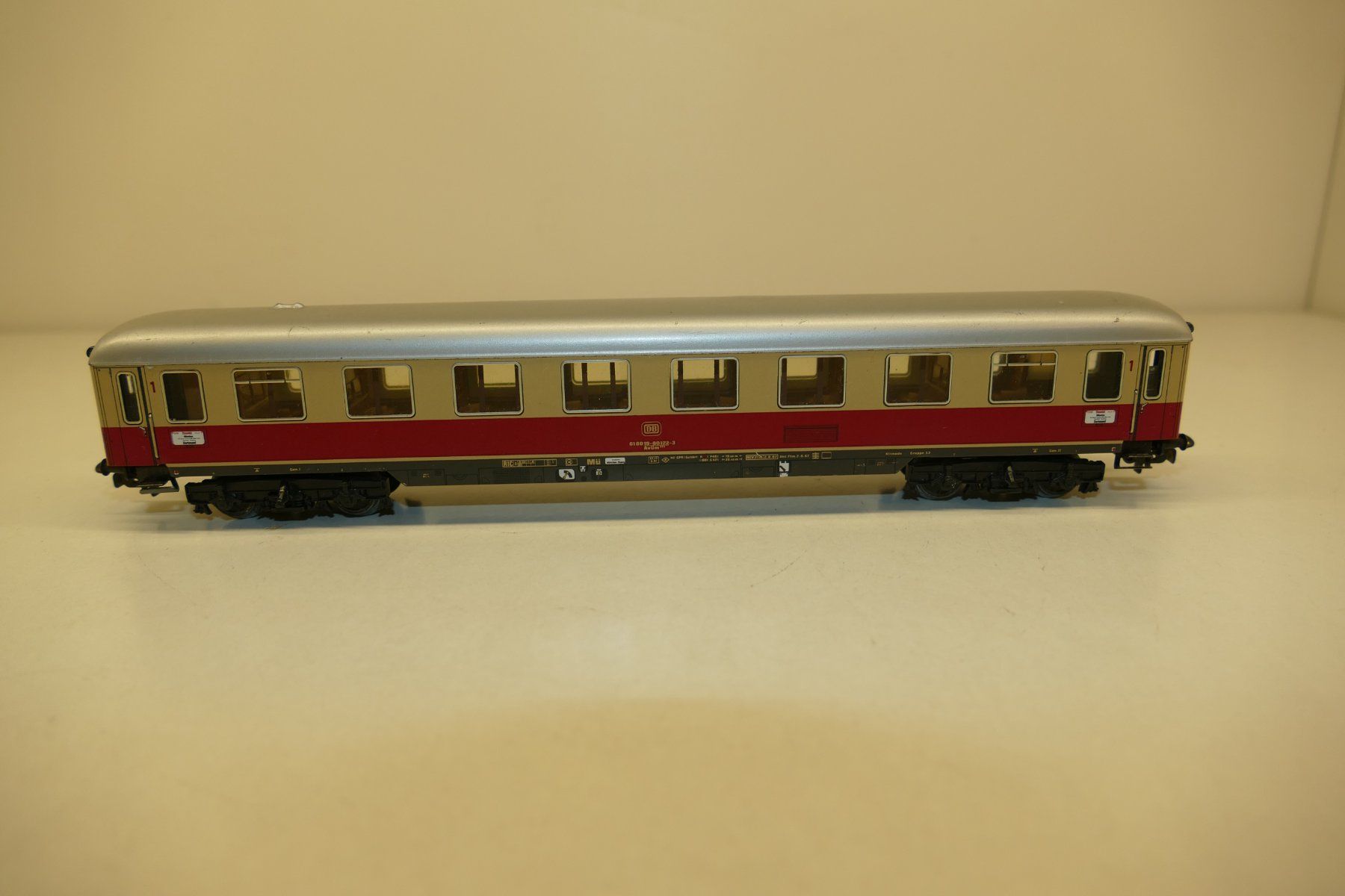 Märklin Modellini di ferrovie: Märklin H0: DB TEE/IC-Abteilwagen – Usato da Niederhasli venduto da rail-duerst