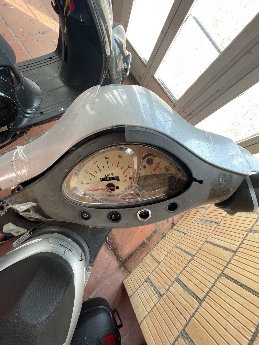 Kymco Scooters: Roller KYMCO People 125 – Défectueux à Bülach par montravail 1