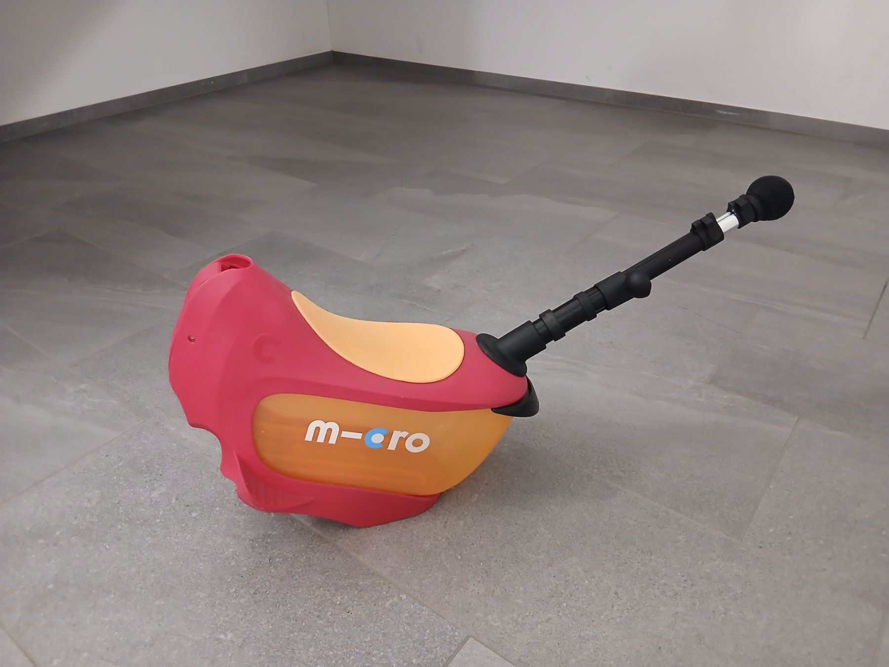 Micro Kickboard: Micro 2go micro mini 2 go mit stab passt in micro trottinet – Usato da Küsnacht ZH venduto da ant_m2nd