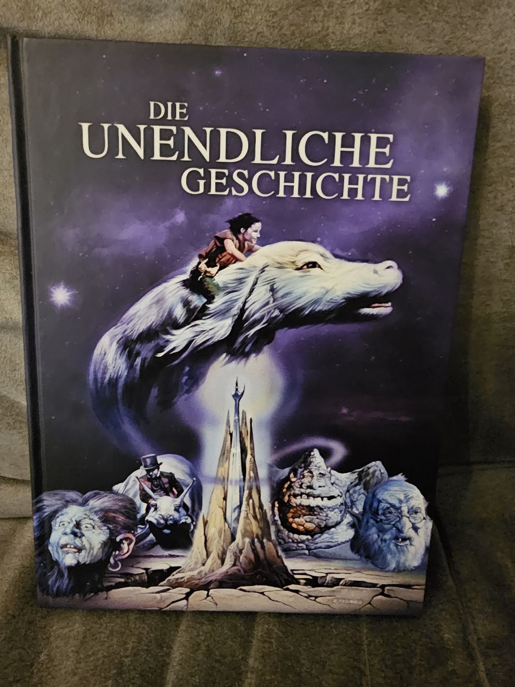 Tutti i DVDs: Die Unendliche Geschichte - Blu-ray Mediabook – Nuovo (secondo la descrizione) da Bülach venduto da pascalgino