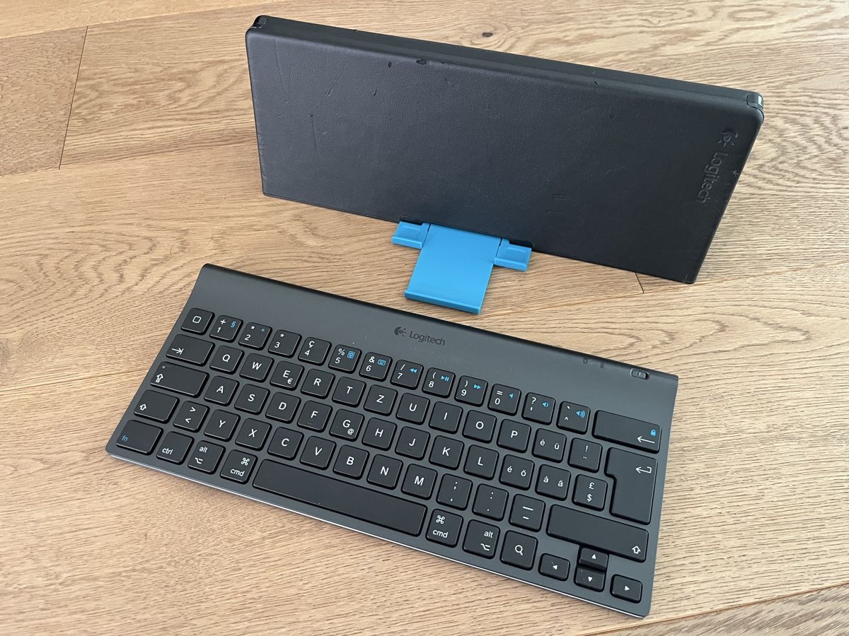 Logitech Tastiere: Logitech Tablet Keyboard, Top Zustand, wenig gebraucht! – Usato da Domat/Ems venduto da This68 2
