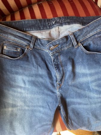 Trendy Jeans Damen Grösse 44 elastic Jeans