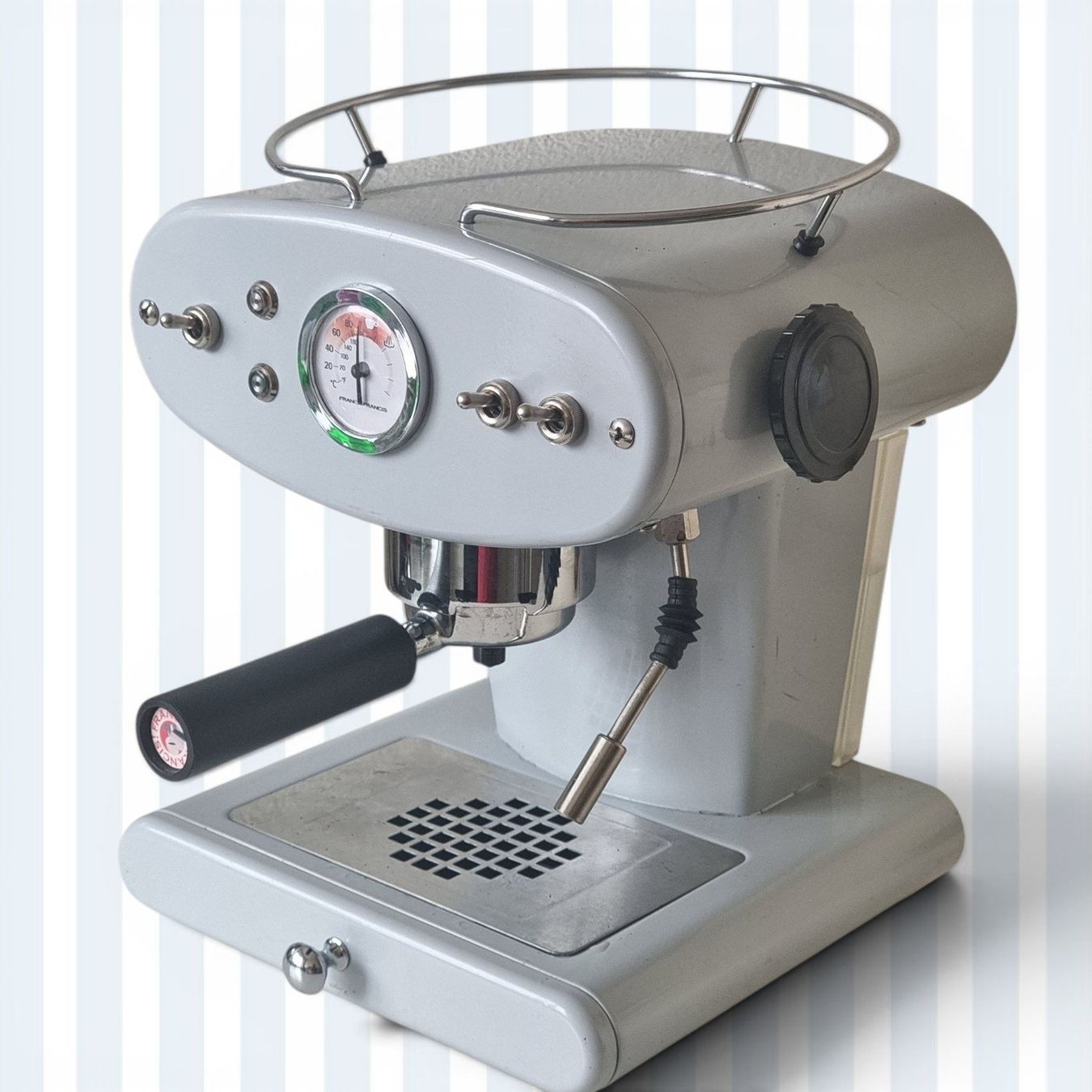 FrancisFrancis! Macchine per caffè & Macchine per espresso: E.S.E Pads Kaffeemaschine von Illy "Trio X1" Hellgrau – Usato da Zürich venduto da Pinogaudio 1